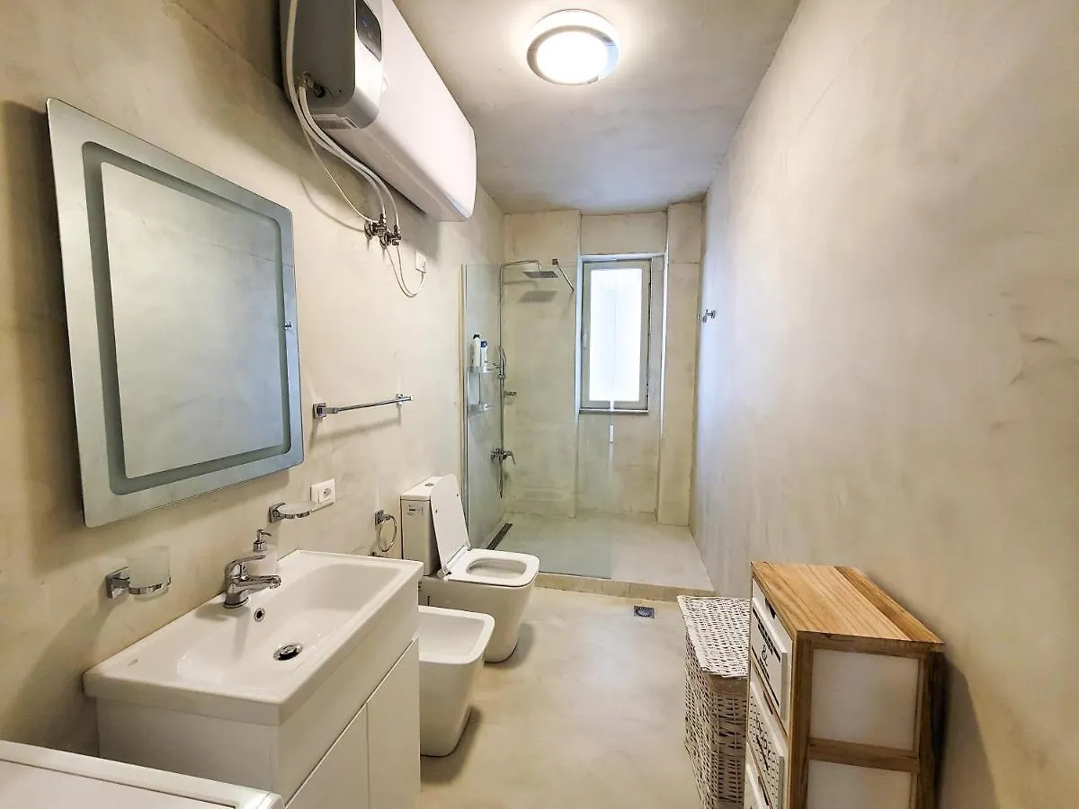 Urban Nest On Boulevard تيرانا ألبانيا